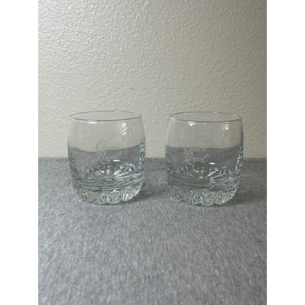 Crown Royal Whiskey Glasses Unisex OS Clear Excellent Etched Logo Set of 2